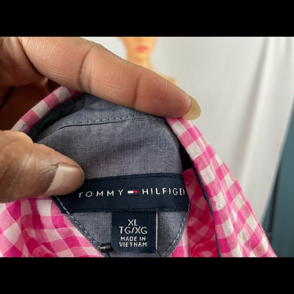 Tommy Hilfiger shirts - Picture 2 of 4